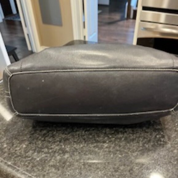 Authentic - Vintage - Coach Large Leather Hobo - Picture 7 of 15